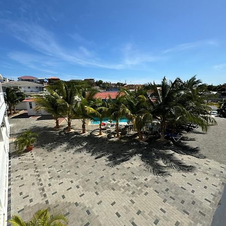 Maca Apartments Willemstad Exterior photo